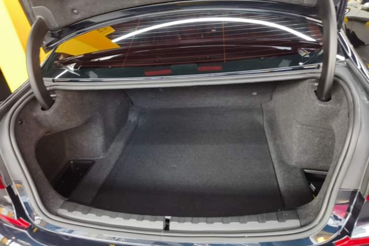 Used BMW 3 Series 2021 Restyled 325Li M Sport Package Trunk