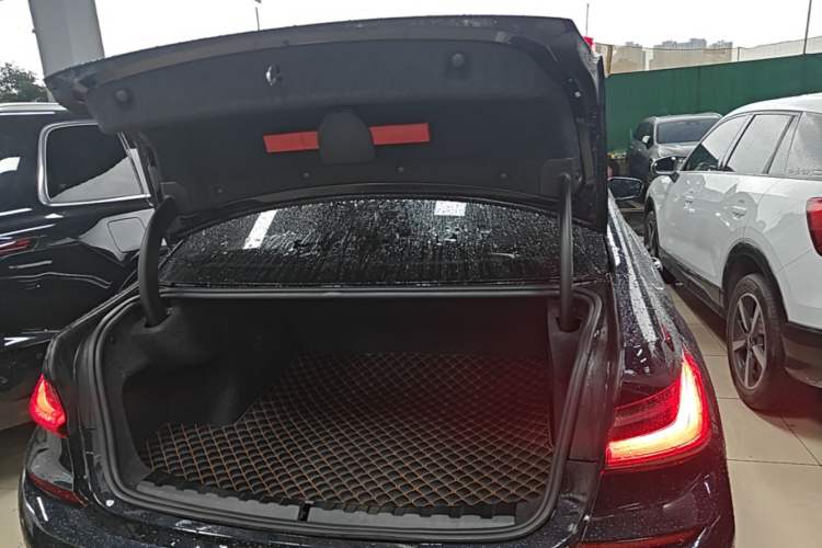 Used BMW 3 Series 2021 Restyled 325Li M Sport Package Trunk