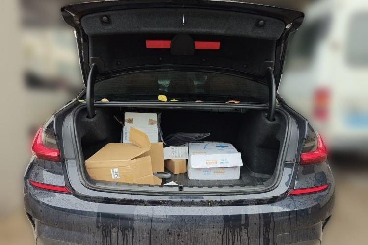 Used BMW 3 Series 2021 325i M Sport Night Edition package Trunk