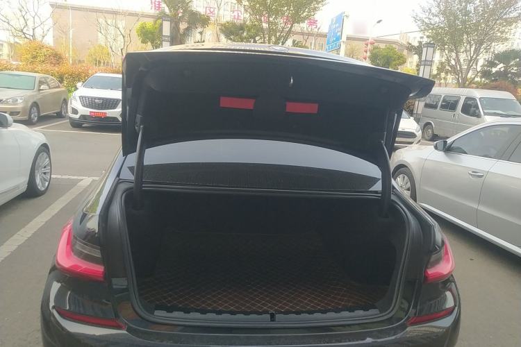 Used BMW 3 Series 2021 Second Facelift 325Li M Sport Package Trunk