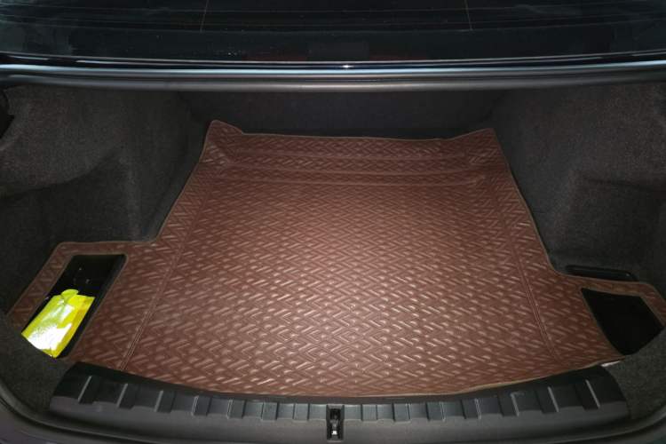 Used BMW 3 Series 2021 320Li M Sport Package Trunk