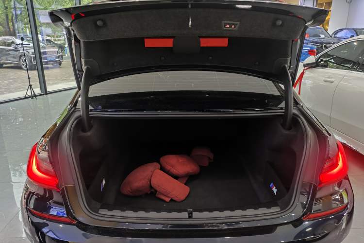 Used BMW 3 Series 2021 Facelifted 320Li M Sport Package Trunk