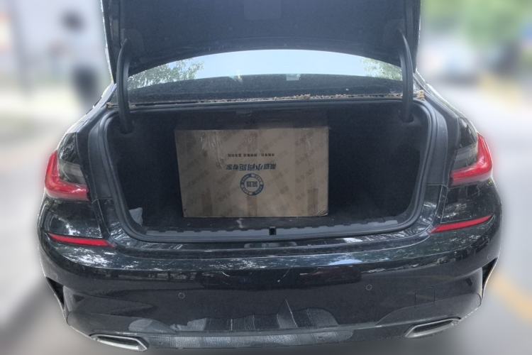 Used BMW 3 Series 2021 325i M Sport Package Trunk