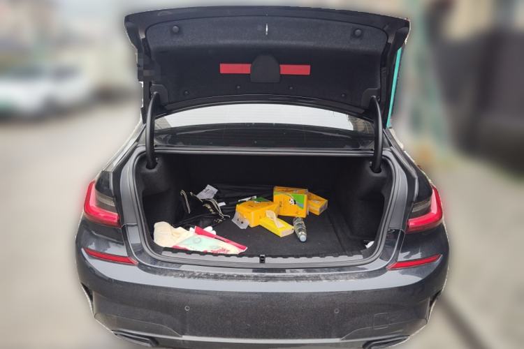 Used BMW 3 Series 2021 325i M Sport Night Edition package Trunk