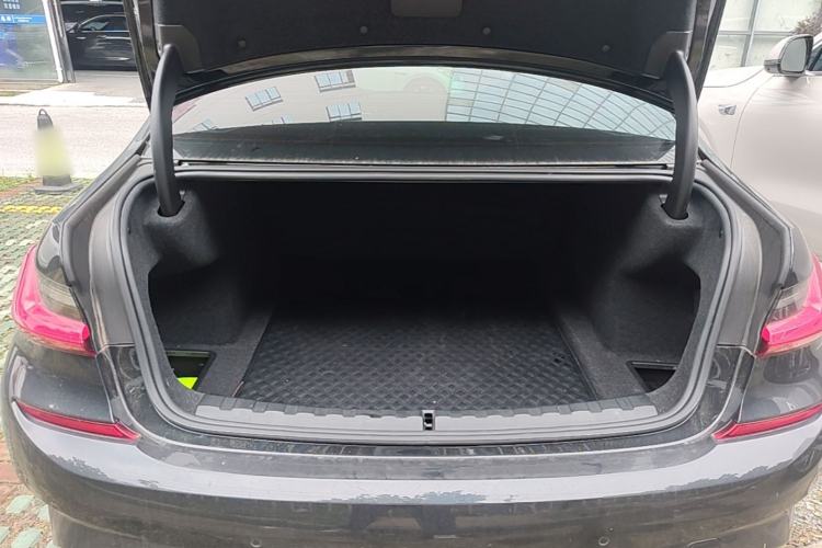 Used BMW 3 Series 2021 Second Facelift 325Li M Sport Night Edition Package Trunk