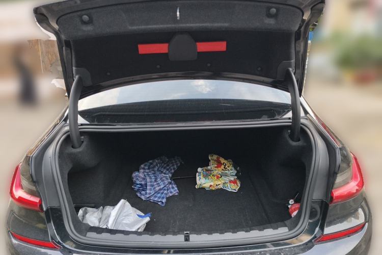 Used BMW 3 Series 2021 320Li M Sport Package Trunk