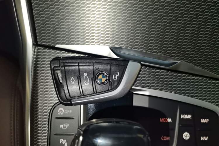 Used BMW 3 Series 2021 325Li M Sport Shadowline Package Vehicle Key
