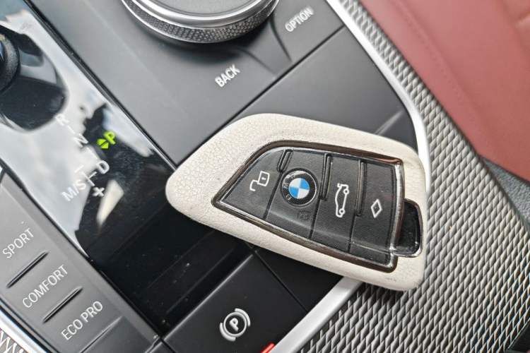 Used BMW 3 Series 2021 Second Facelift 325Li M Sport Night Edition Package Vehicle Key