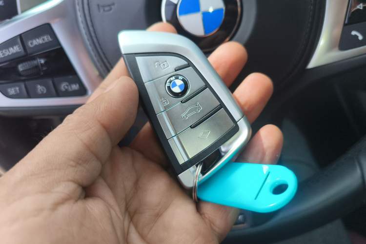 Used BMW 3 Series 2021 330i M Sport Night Edition Vehicle Key