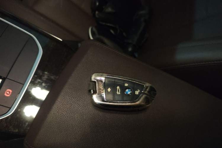 Used BMW 3 Series 2021 Restyled 325Li M Sport Package Vehicle Key