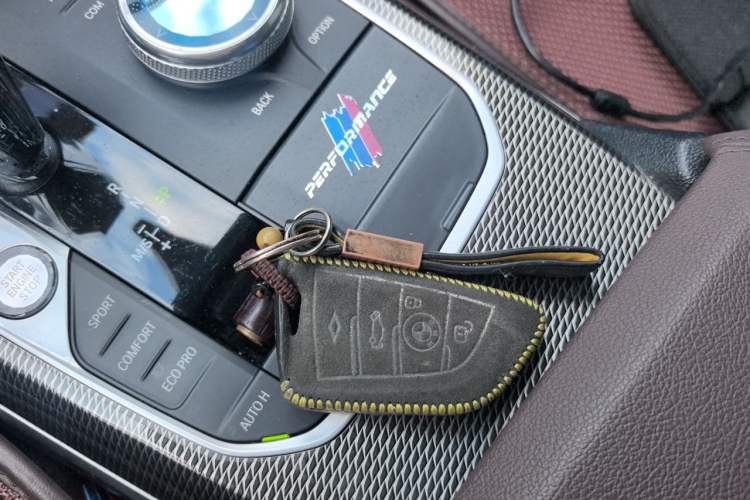 Used BMW 3 Series 2021 Second Facelift 325i M Sport Night Edition Package Vehicle Key