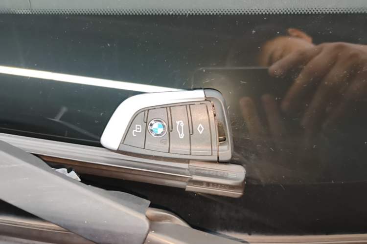 Used BMW 3 Series 2021 Restyled 325Li M Sport Package Vehicle Key