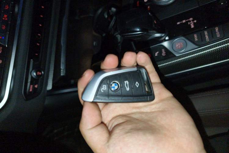 Used BMW 3 Series 2021 Facelifted 325Li M Sport Night Edition Package Vehicle Key