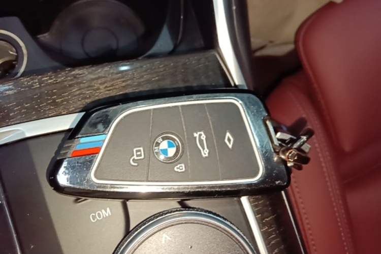 Used BMW 3 Series 2021 Second Facelift 325Li M Sport Package Vehicle Key