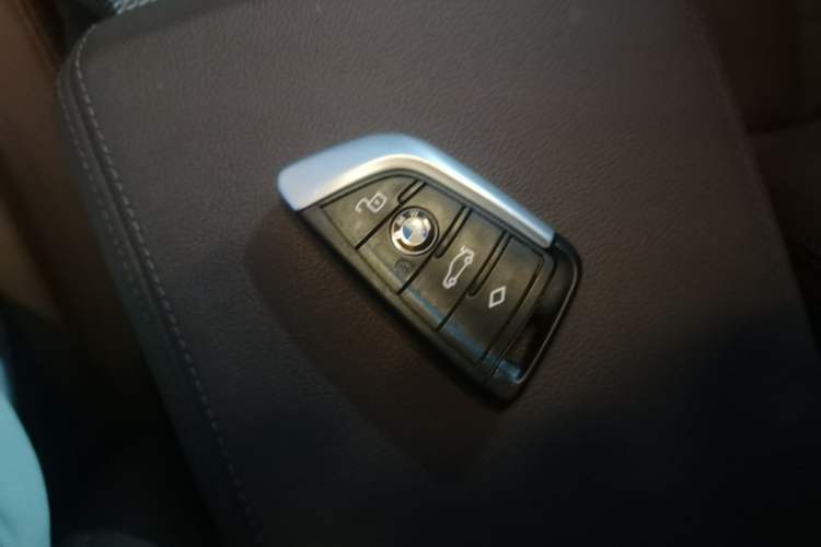 Used BMW 3 Series 2021 Facelifted 325Li M Sport Night Edition Package Vehicle Key