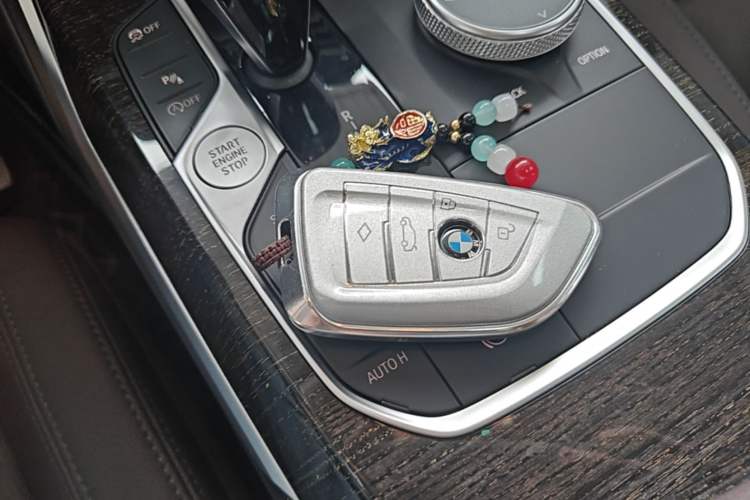 Used BMW 3 Series 2021 Restyled 325Li M Sport Package Vehicle Key