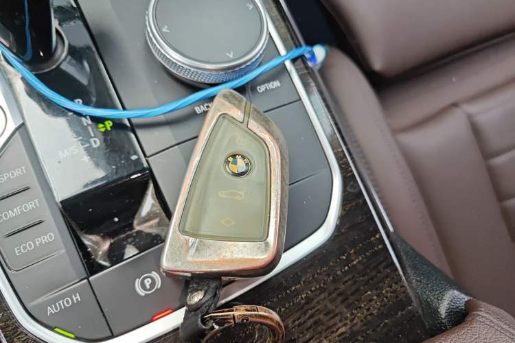 Used BMW 3 Series 2021 Second Facelift 325Li M Sport Package Vehicle Key