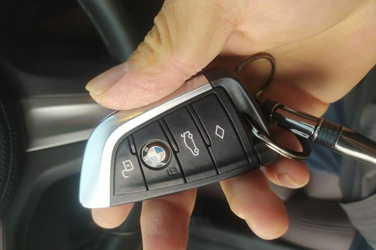 Used BMW 3 Series 2021 Second Facelift 325Li M Sport Package Vehicle Key
