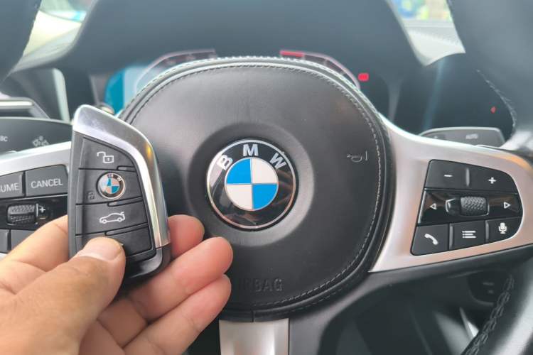 Used BMW 3 Series 2021 Second Facelift 325Li M Sport Package Vehicle Key