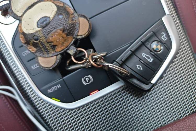 Used BMW 3 Series 2021 Facelifted 325Li M Sport Night Edition Package Vehicle Key