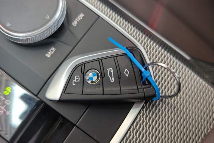 Used BMW 3 Series 2021 325Li M Sport Shadowline Package Vehicle Key