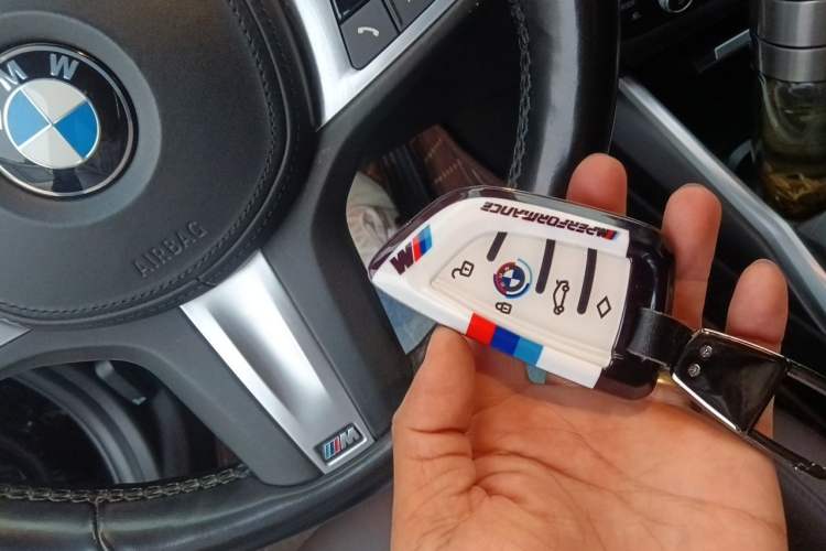 Used BMW 3 Series 2021 325Li M Sport Package Vehicle Key