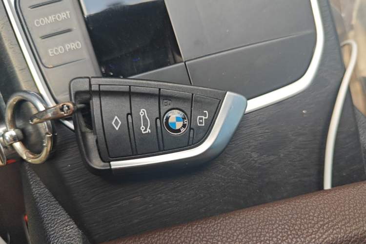 Used BMW 3 Series 2021 Facelifted 325Li M Sport Night Edition Package Vehicle Key