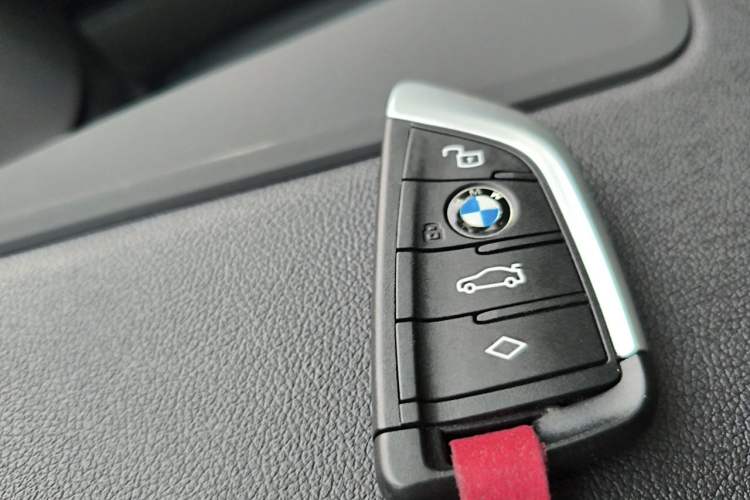 Used BMW 3 Series 2021 330i M Sport Night Edition Vehicle Key