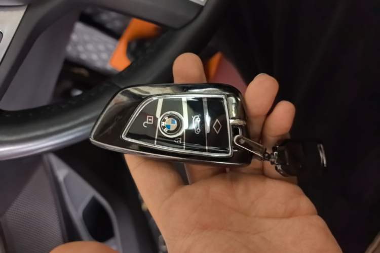Used BMW 3 Series 2021 320Li M Sport Package Vehicle Key