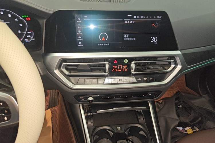 Used BMW 3 Series 2021 325i M Sport Package Audio And AC Panel