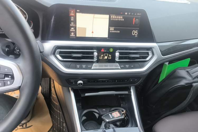 Used BMW 3 Series 2021 Second Facelift 325Li M Sport Package Audio And AC Panel