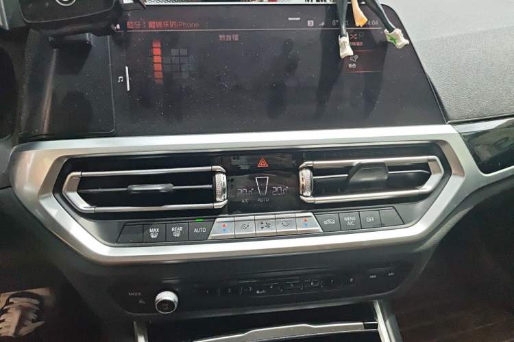 Used BMW 3 Series 2021 320Li M Sport Package Audio And AC Panel