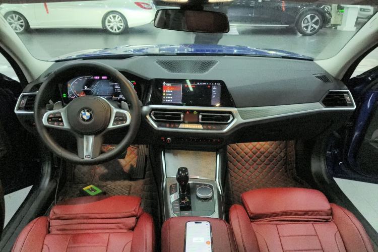 Used BMW 3 Series 2021 330Li xDrive M Sport Night Edition Center Console
