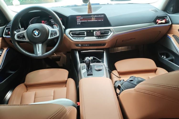 Used BMW 3 Series 2021 Second Facelift 325i M Sport Night Edition Package Center Console