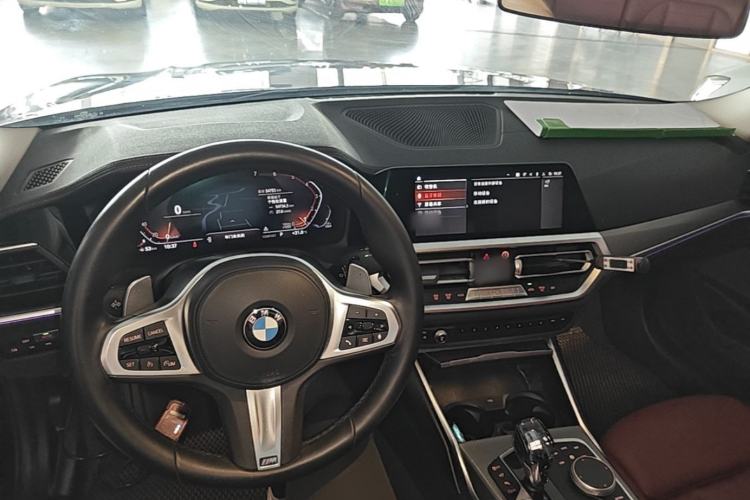 Used BMW 3 Series 2021 Facelifted 325Li M Sport Night Edition Package Center Console