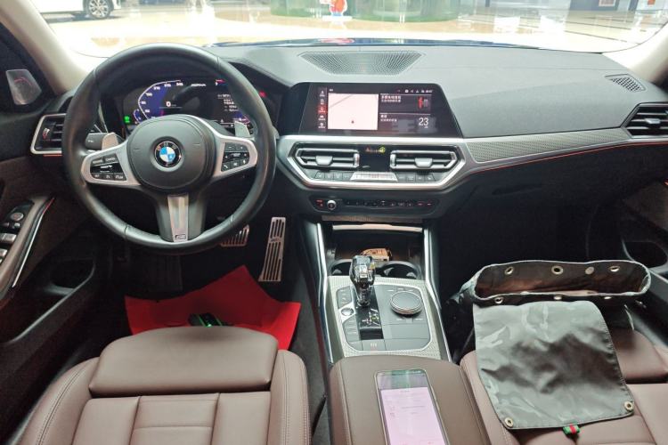 Used BMW 3 Series 2021 Facelifted 325Li M Sport Night Edition Package Center Console
