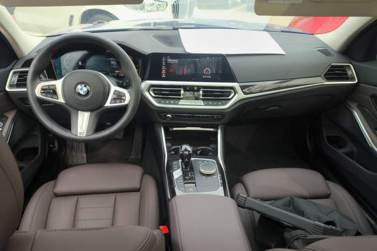 Used BMW 3 Series 2021 325Li M Sport Package Center Console