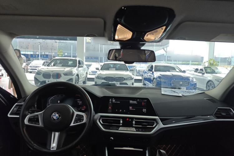 Used BMW 3 Series 2021 320Li M Sport Package Center Console