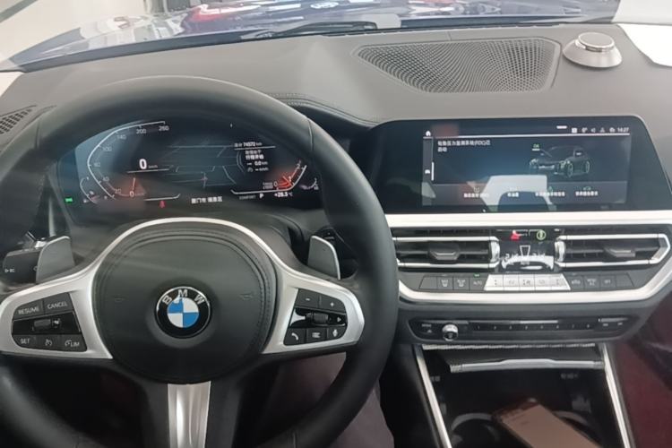 Used BMW 3 Series 2021 Facelifted 325Li M Sport Night Edition Package Center Console