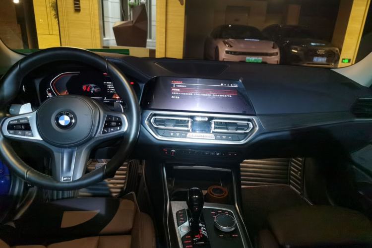 Used BMW 3 Series 2021 Second Facelift 325i M Sport Night Edition Package Center Console