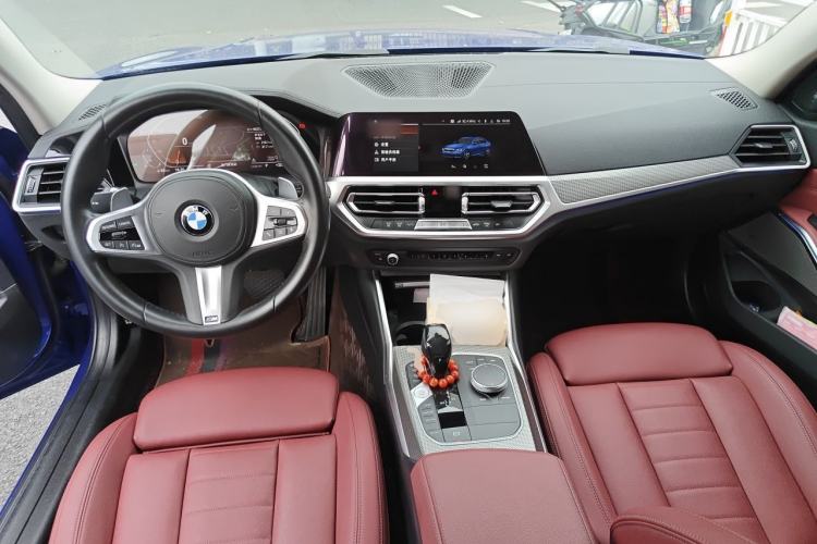 Used BMW 3 Series 2021 325Li M Sport Shadowline Package Center Console