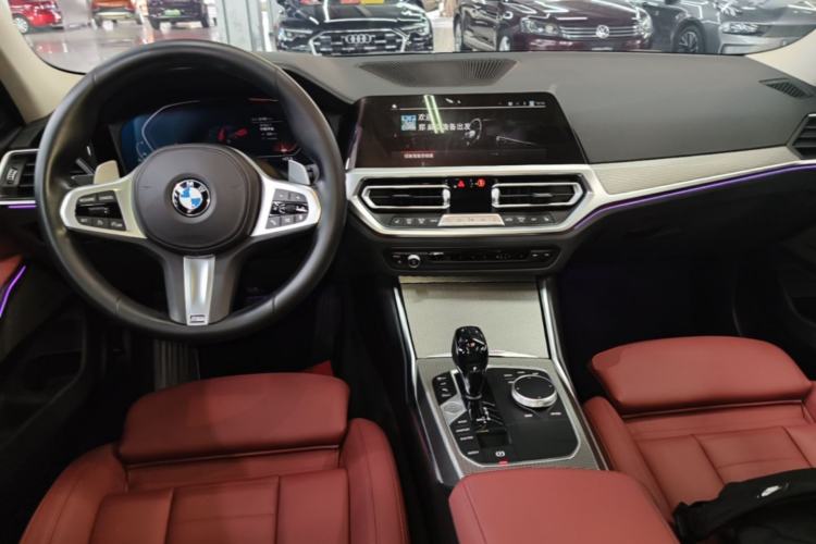 Used BMW 3 Series 2021 Restyled 325i M Sport Night Edition Package Center Console