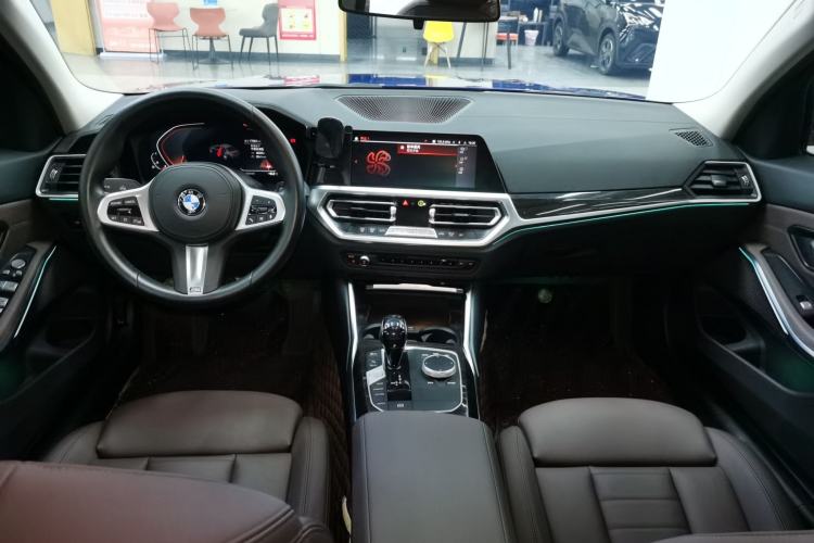 Used BMW 3 Series 2021 Second Facelift 325Li M Sport Package Center Console