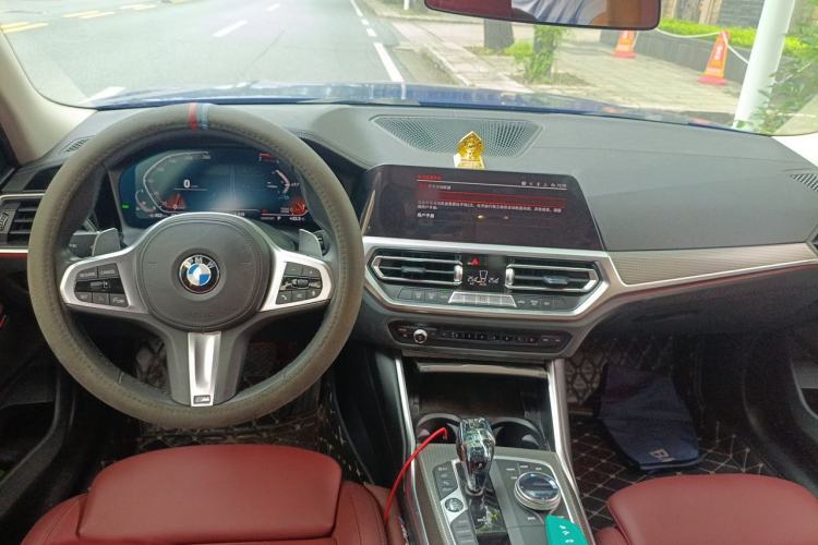 Used BMW 3 Series 2021 Restyled 325i M Sport Night Edition Package Center Console