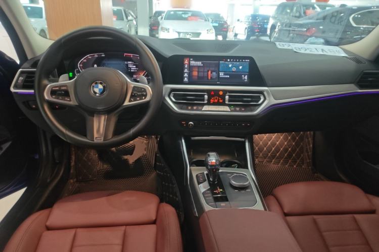 Used BMW 3 Series 2021 Facelifted 325Li M Sport Night Edition Package Center Console