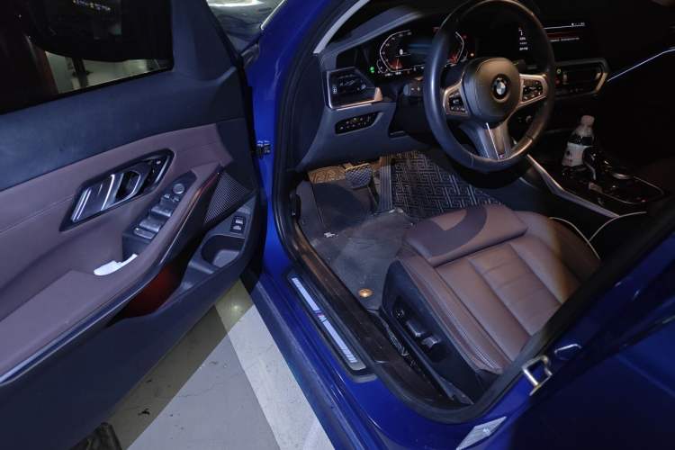 Used BMW 3 Series 2021 Restyled 325Li M Sport Package Driver Seat