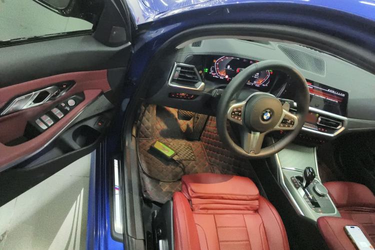 Used BMW 3 Series 2021 330Li xDrive M Sport Night Edition Driver Seat