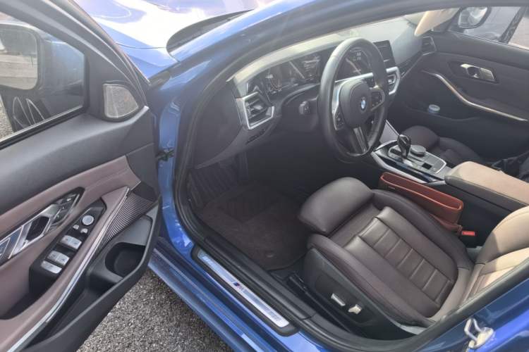 Used BMW 3 Series 2021 320Li M Sport Package Driver Seat