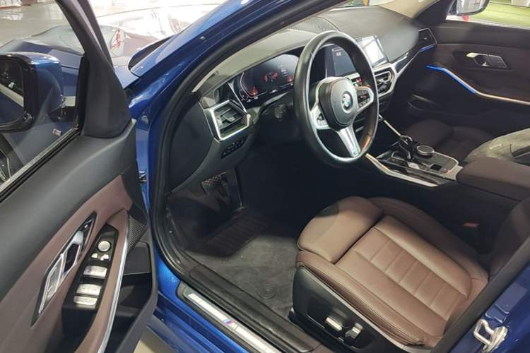 Used BMW 3 Series 2021 Restyled 325Li M Sport Package Driver Seat
