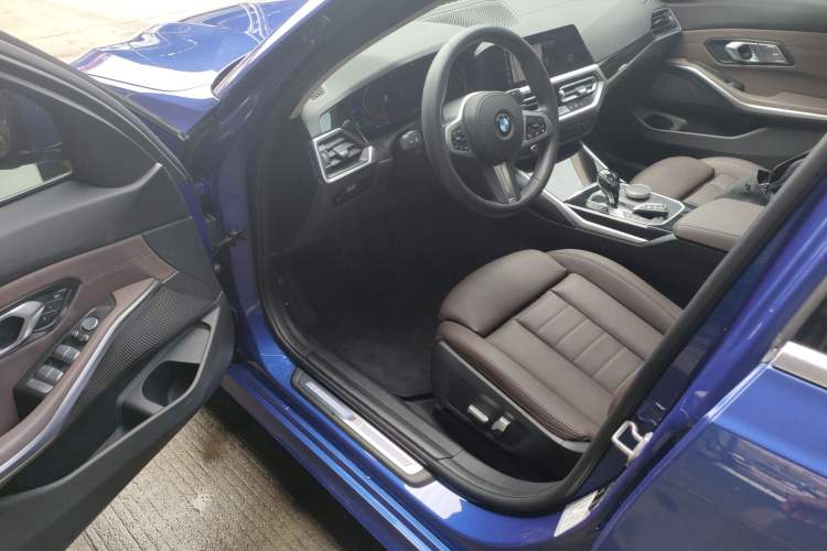 Used BMW 3 Series 2021 320Li M Sport Package Driver Seat